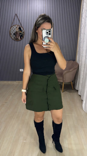 Shorts saia botões plus